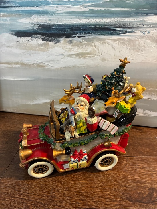 Fitz and Floyd Other - Fitz & Floyd Musical - Festive Red Santa Sleigh Car Holiday Figurine
